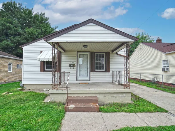 821 S Camden St, South Bend, IN 46619