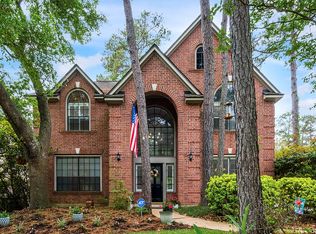 90 N Cochrans Green Cir, Spring, TX 77381