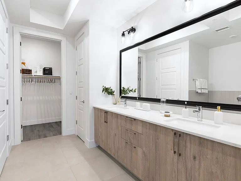 B3A Model Home: Bathroom