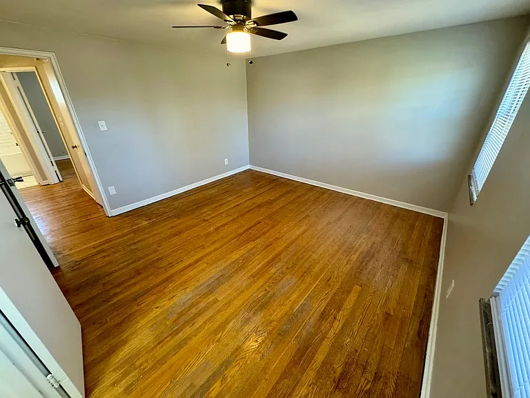 1139B Sells Ave — Photo 35