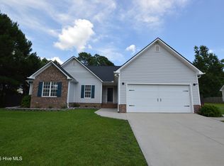 120 Walnut Hills Dr, Richlands, NC 28574