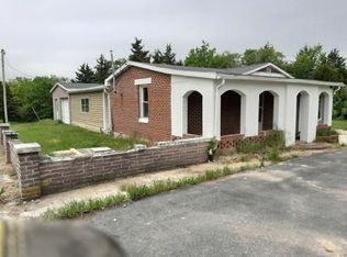 64 Old Madison Ln, Kearneysville, WV 25430