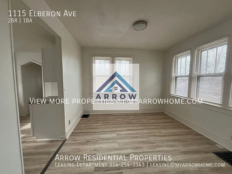 1115 Elberon Ave — Photo 5