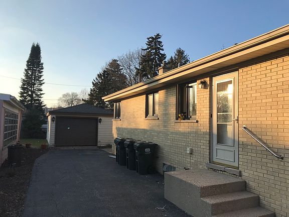 2nd image of 8428 N Morton Ave