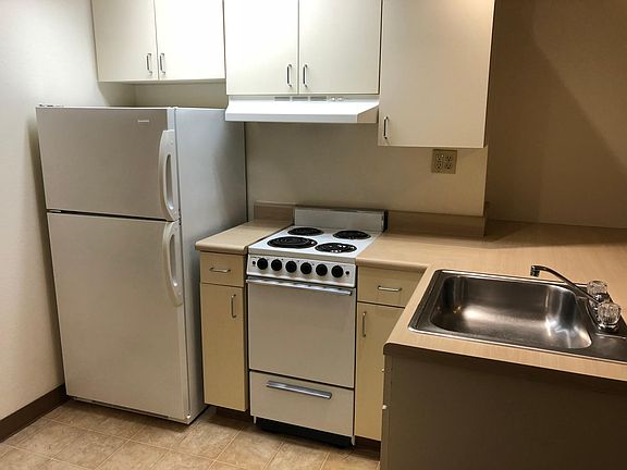 3rd image of 2400 4th Ave APT 143
