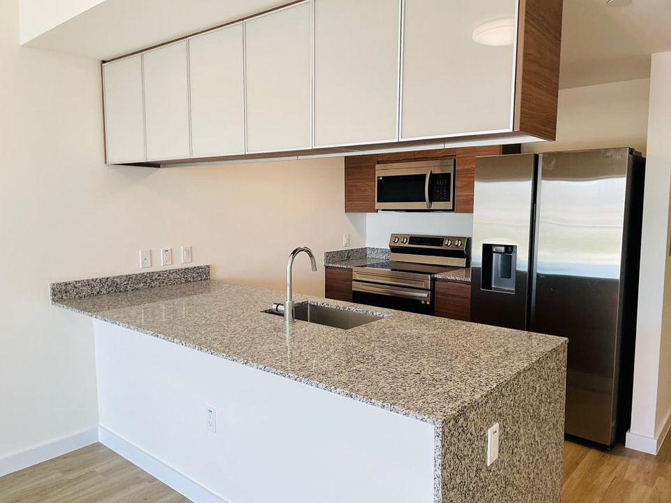 1st image of 2223 NE 2nd Ave #2526