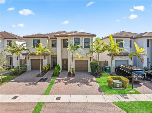 25557 SW 109th Ave, Homestead, FL 33032