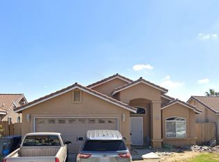 10683 Aster Cir, Armona, CA 93202