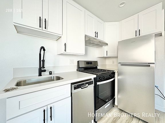 2nd image of 1413 Mohawk St #A