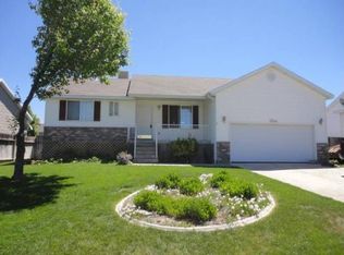 1344 N 2835 W, Clinton, UT 84015