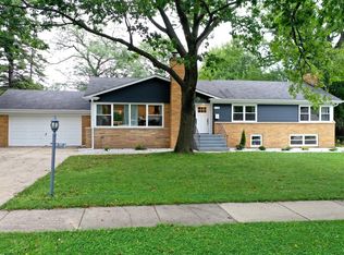 1714 Ferndale Ave, Northbrook, IL 60062