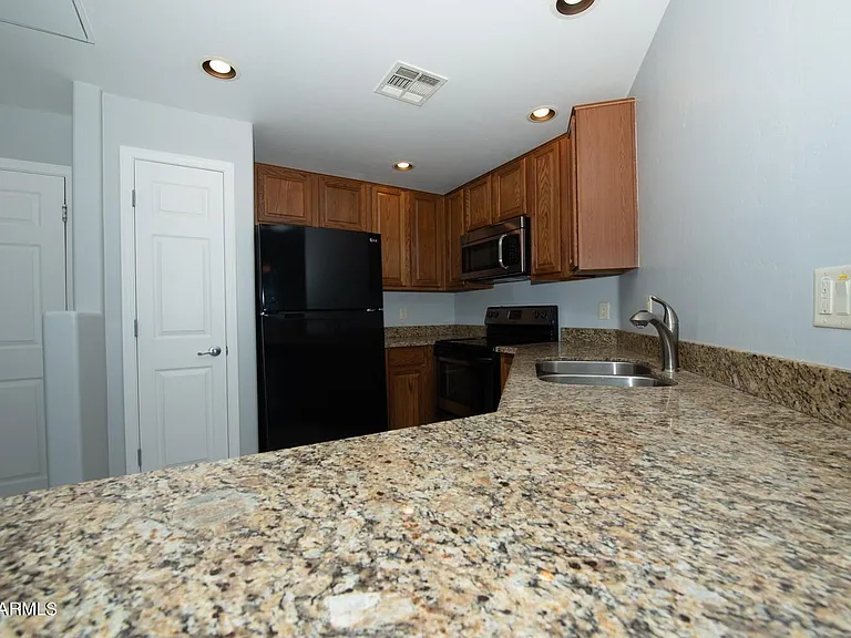 14000 N 94th St #2195 — Photo 16