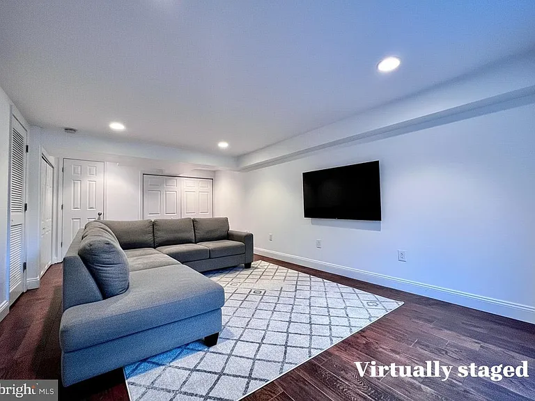 5332 Pooks Hill Rd #304-53 — Photo 3