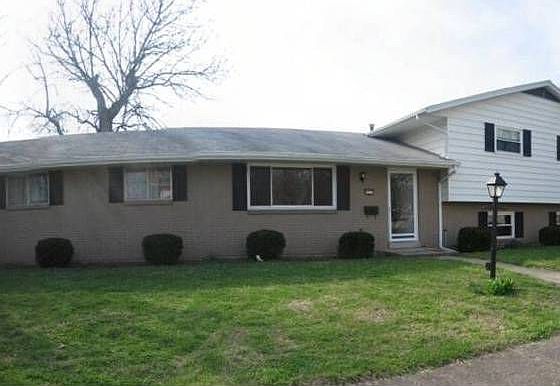 1st image of 4831 Redwood Dr
