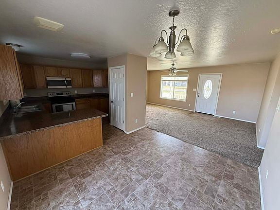 3rd image of 3887 E Elm Ln