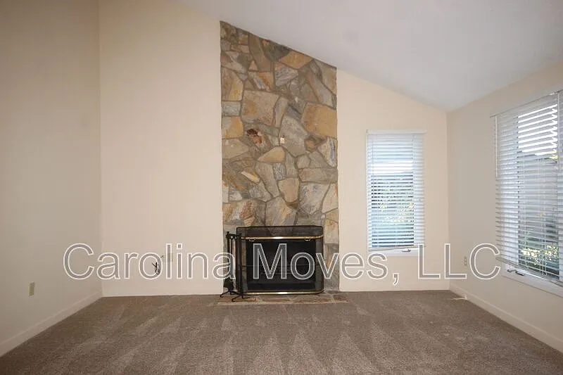 2 bed, 2.0 bath, 1100 sqft, $1,450 — Photo 3
