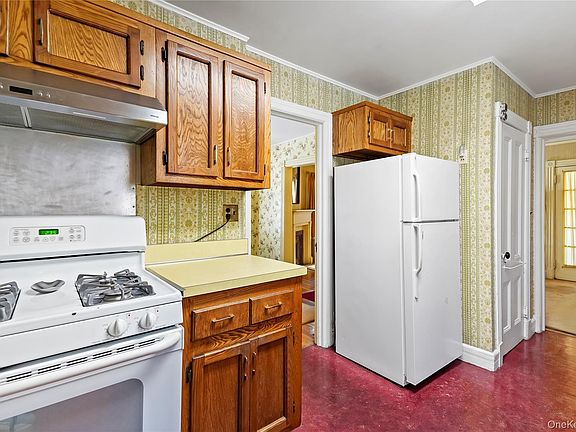 3rd image of 503 Second Avenue