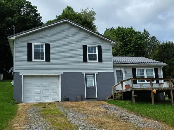 130 Ballah St, Buckhannon, WV 26201