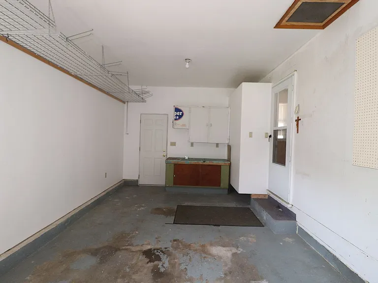 510 Maple St — Photo 39