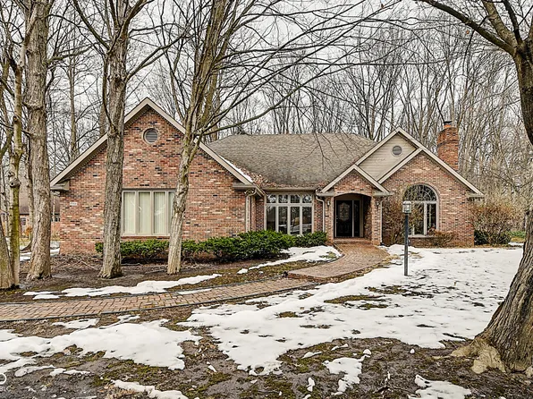 7302 Cherryhill Dr, Indianapolis, IN 46254