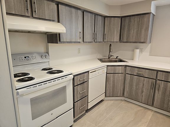 3rd image of 43 Hartman Hill Rd #A