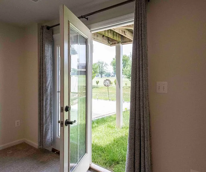 930 Dawes Ct — Photo 14