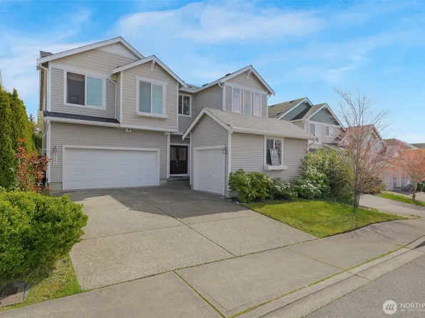 2209 164th Avenue Ct E, Lake Tapps, WA 98391