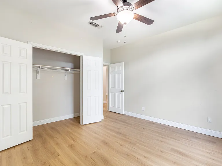 1803 Fern Ct — Photo 17