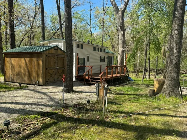 15-184 Woodhaven Lakes, Sublette, IL 61367