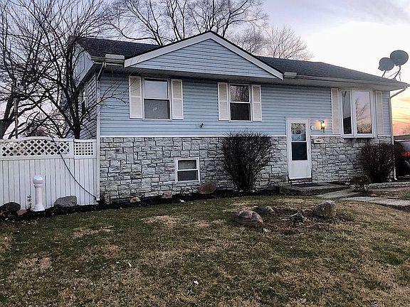 2nd image of 1263 Fyffe Ave