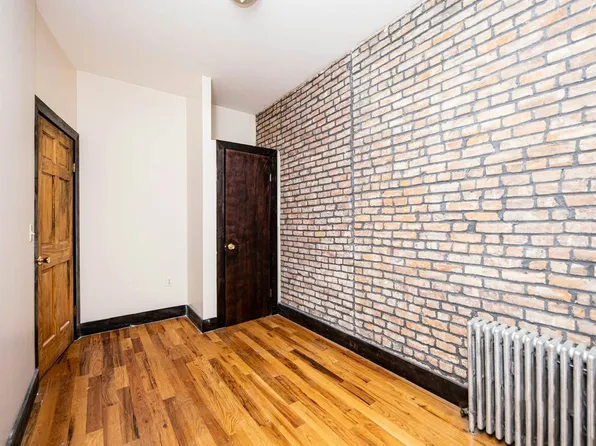 170 Irving Avenue image 12 of 14