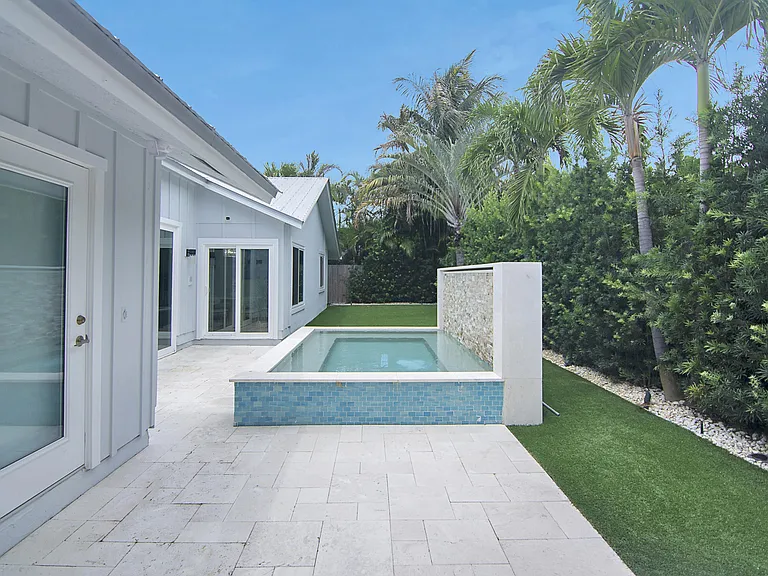 19 Pinehill Trl E — Photo 29