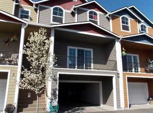 411 Berrydale Ave #4, Medford, OR