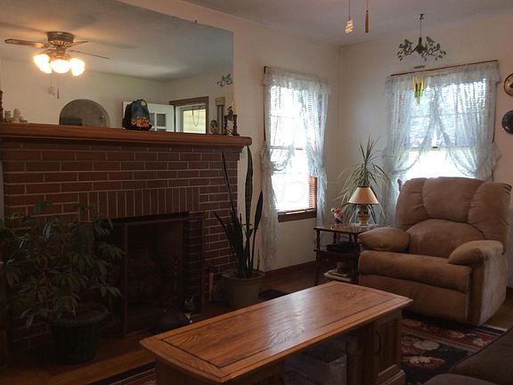 4th image of 3014 Clevelawn Pl