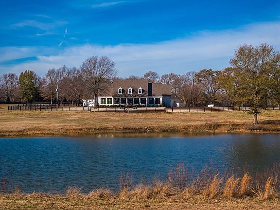 5th image of 6085 Yum Yum Rd