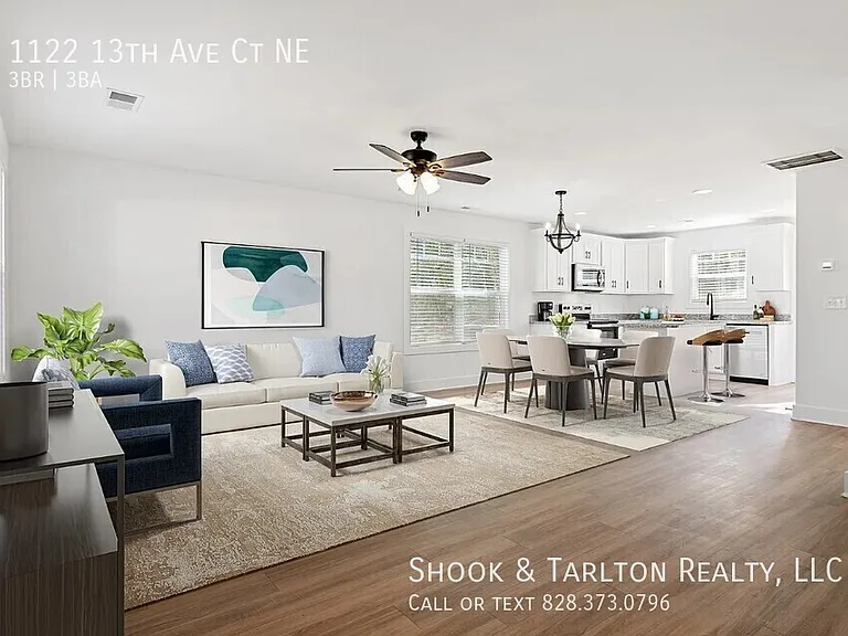 1122 13th Avenue Ct NE — Photo 2