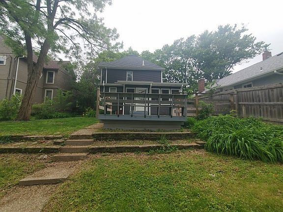 2nd image of 1921 Farnam St