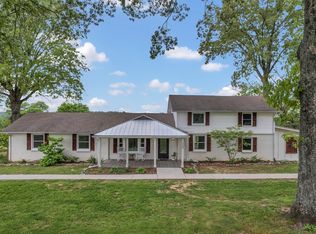 3288 Ball Rd, Cunningham, TN 37052