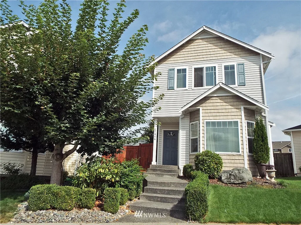 17606 111th StCt E photo 1