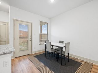 7516 Magnolia Vlg #101, San Antonio, TX 78251