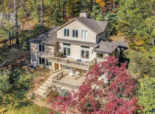 987 Rodes Farm Dr, Nellysford, VA 22958