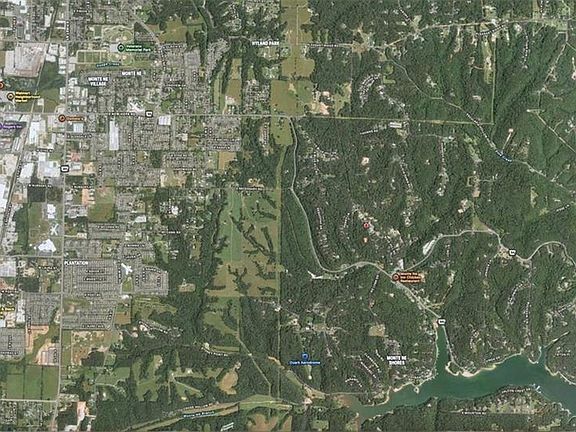 5th image of 3300 Blue Hill Rd