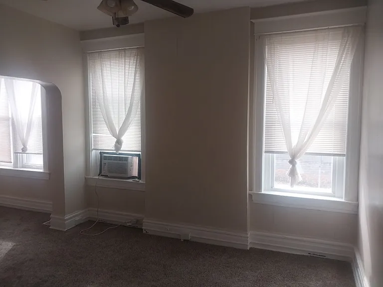 2611 Russell Blvd #B — Photo 6