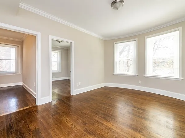 14 Townsend St, Boston, MA 02119