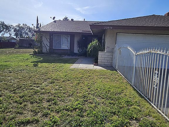 5th image of 22898 Vought St