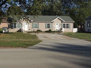 610 N Franklin St, Litchfield, IL 62056