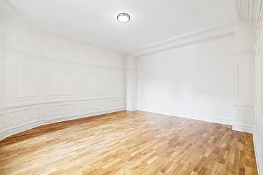 Rented by Akelius Real Estate Management