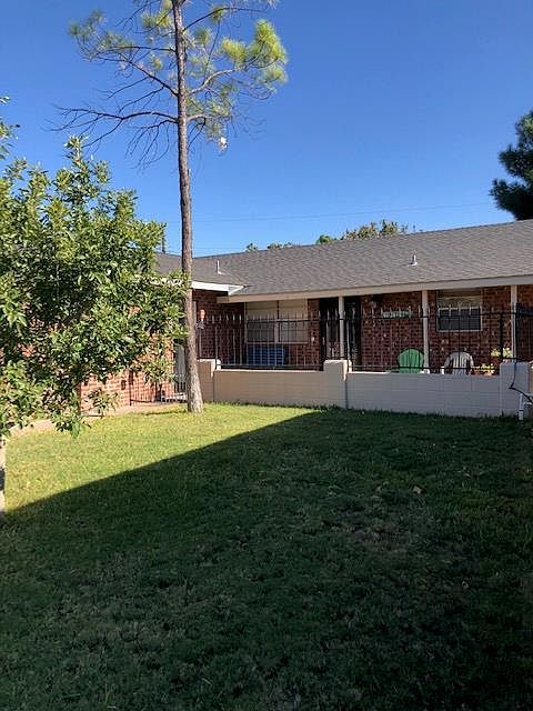 1st image of 1712 La Casa Dr