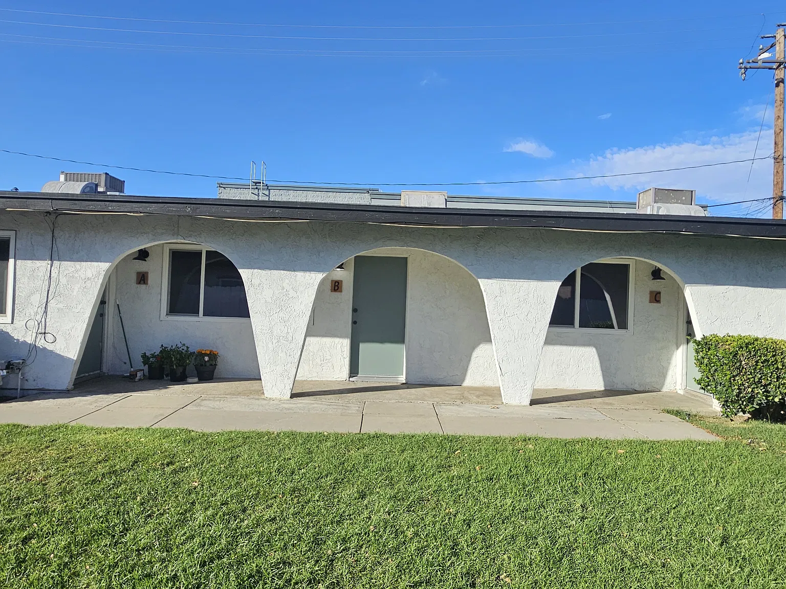 2 bed, 800 sqft, $2,150 — Photo 2