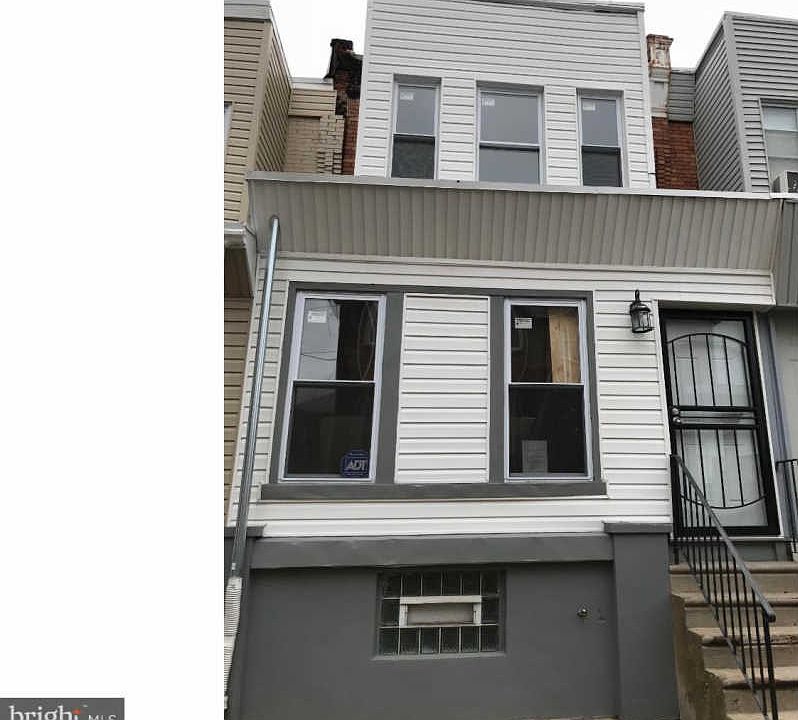 1st image of 626 W Annsbury St